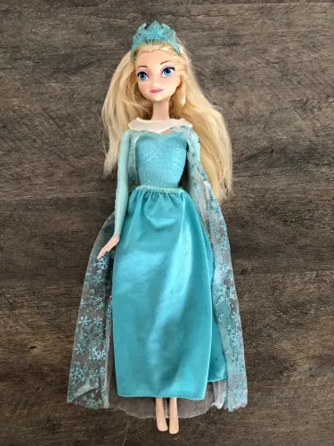 Barbie princesa Elza Disney original Mattel 
