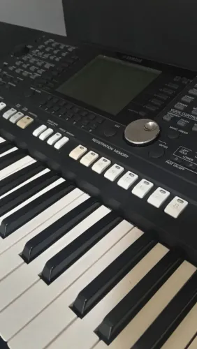 Teclado PSR S950