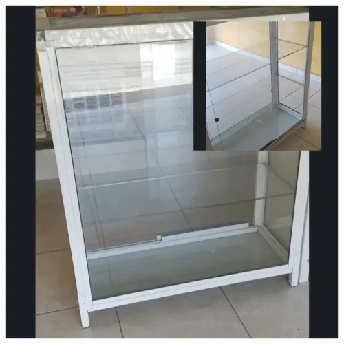 Balcao Expositor vitrine medidas 90×100