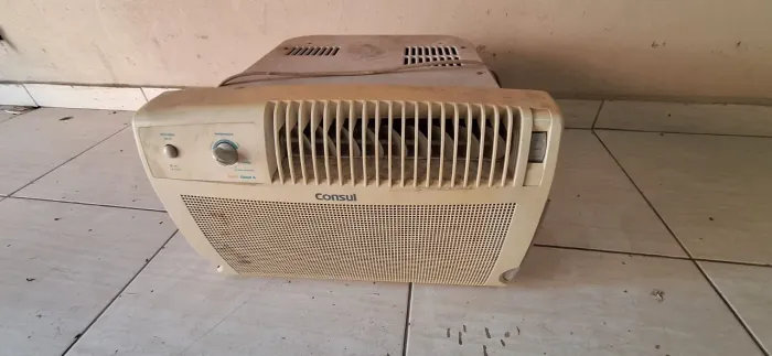 Vendo ar condicionado Consul 7.500 BTUs 
