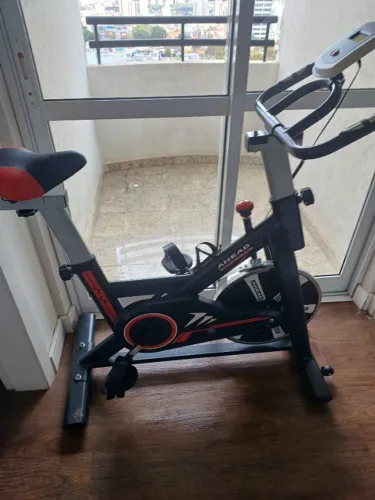 Vendo Bike de Spinning - Bom Estado - RS 700,00