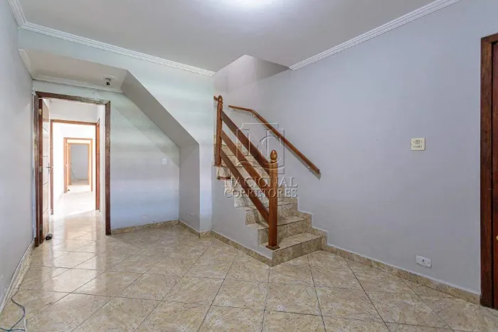Sobrado para aluguel, 5 quartos, 2 suítes, 2 vagas, Vila São Pedro - Santo André/SP