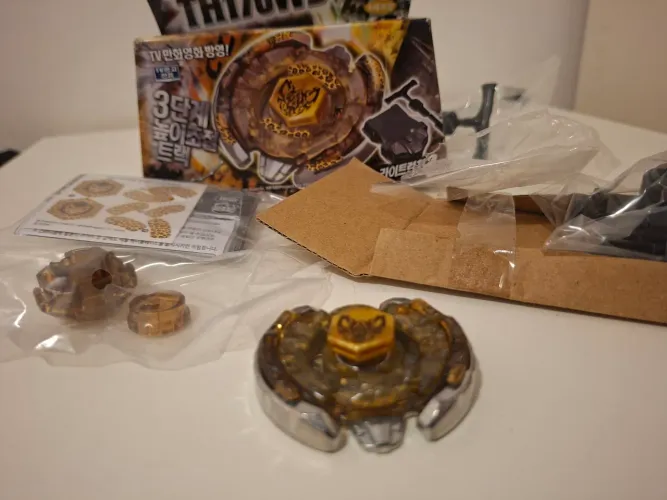 Beyblade Beat Lynx TH170WD (Autêntico)