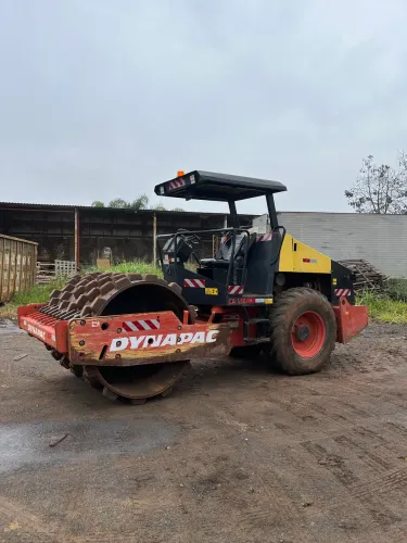 Rolo Compactador Dynapac