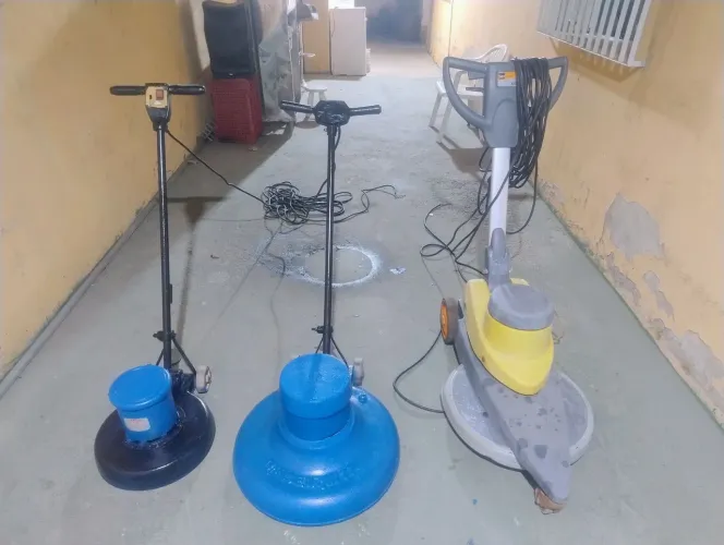 Máquina de limpeza