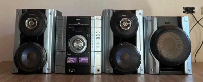 Mini System Sony Mhc-Rg777w 4200 PMPO *Aiwa Leia Descrição 