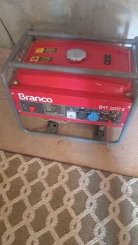 Vendo gerador novo