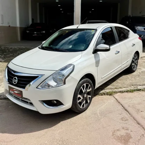 Nissan Versa Unique 1.6 16V Flexstart 4P Aut. 2017