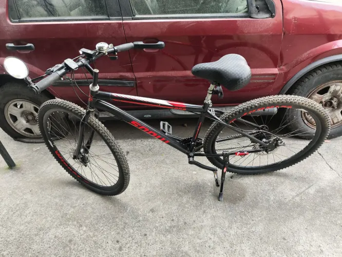 Bicicleta equipada aro 29