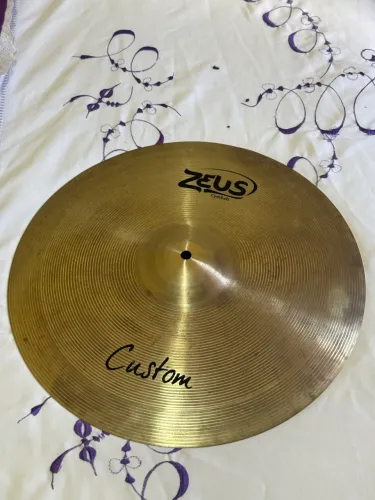 Prato Zeus Custom Crash 17? - Liga B20