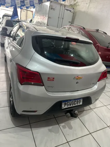 Chevrolet Onix Hatch LTZ 1.4 8V Flex Mec. 4P 2018