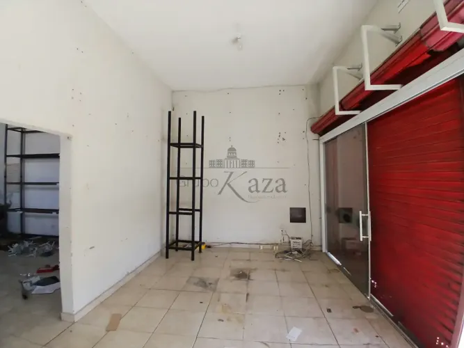 Salão Comercial e Residência - Vila Industrial - 160m2