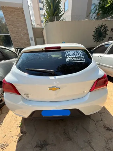 Chevrolet Onix Hatch LT 1.0 8V Flex Mec. 4P 2019