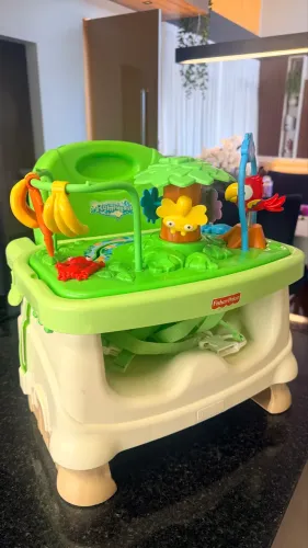 Cadeirinha alimentação fisher price 
