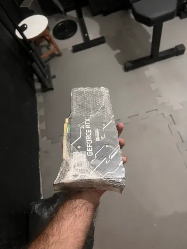 Placa de vídeo 3060 ti com defeito