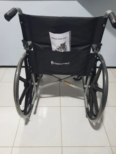 Cadeira de rodas dellamed d100 estado de nova