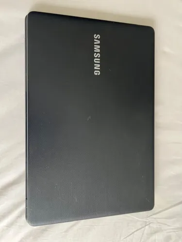 Leptop Samsung