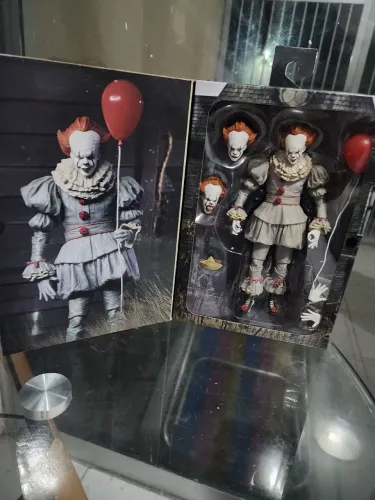 action figure pennywise Ultimate Figure 2017 NECA<br>