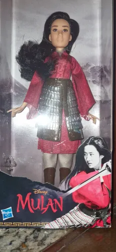 Boneca Mulan Disney