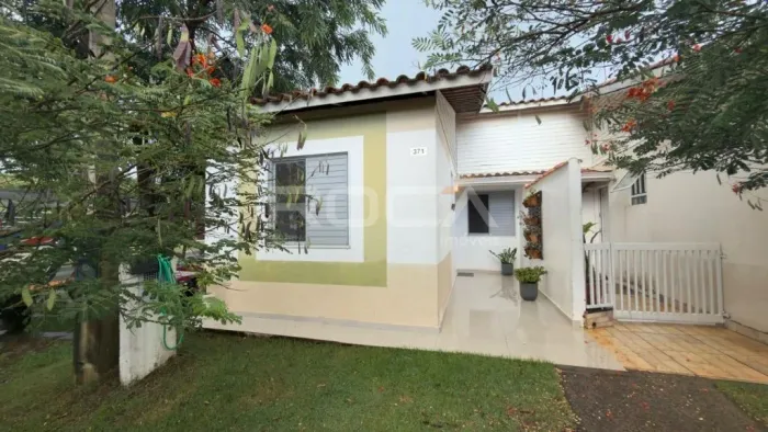 Casa à Venda em Condomínio no Bairro Moradas 3 - São Carlos