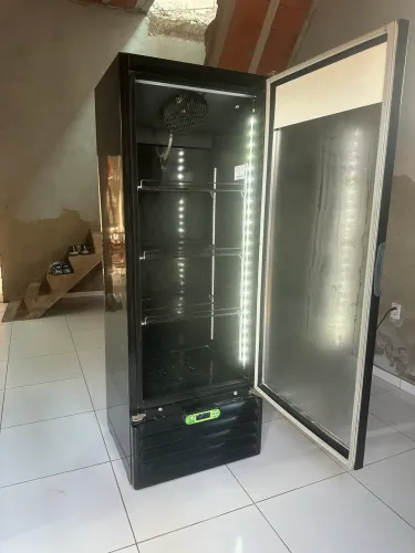 Expositor de bebidas metalfrio 350L