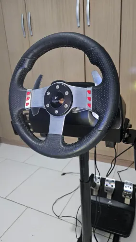 Volante Logitech G27 + cockpit