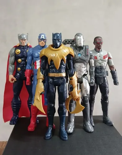 Bonecos diversos - 30 cm marvel