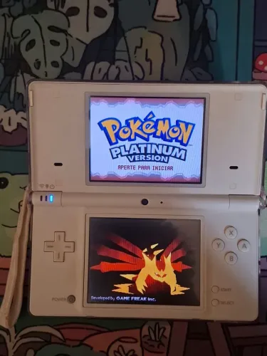 Nintendo DSi detalhe para ligar o console