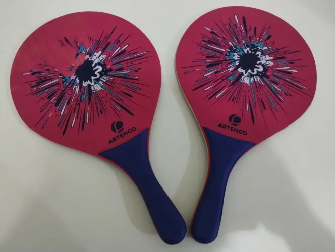 Par de Raquetes Beach Tennis Woody Artengo, usadas por pouco tempo, Estado Exelentes.
