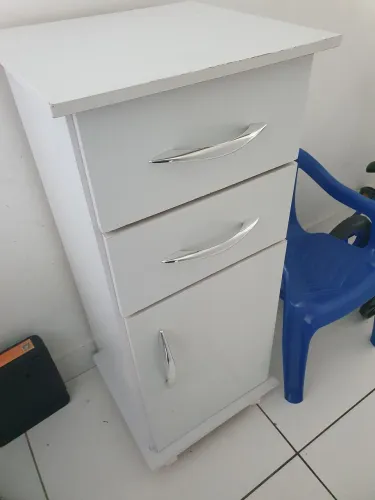 Armário Pequeno Branco Retângulo
