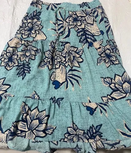 Saia la steve floral azul-turquesa