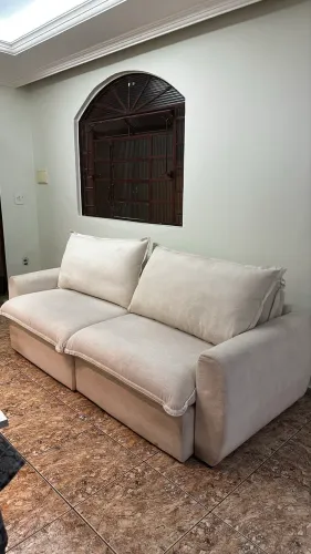 Sofá retrátil