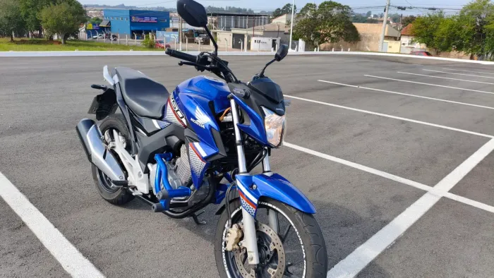 Cb Twister quase nova