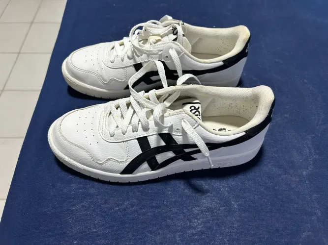 Vende-se Tênis ASICS Japan S 39 branco 