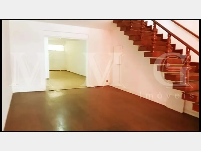 Sobrado comercial, com 7 vagas no coração da Vila Mariana