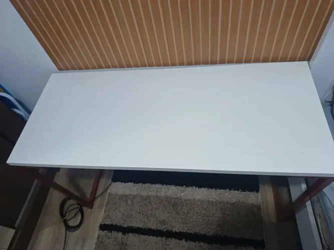Mesa Branca Compacta