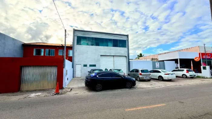 GALPÃO COMERCIAL PARA LOCAÇÃO NA ARUANA | LOCALIZAÇÃO ESTRATÉGICA