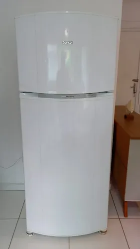 Porteira Fechada Geladeira , Rack e Bufe R$ 1.700,00