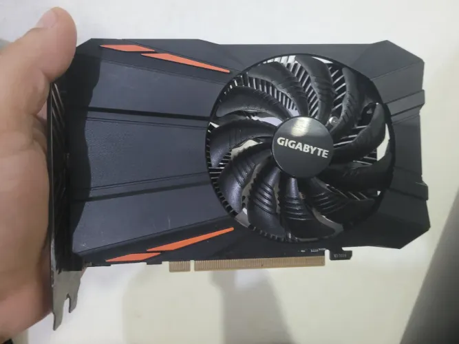 Vende-se placa de video (leia a descrição)