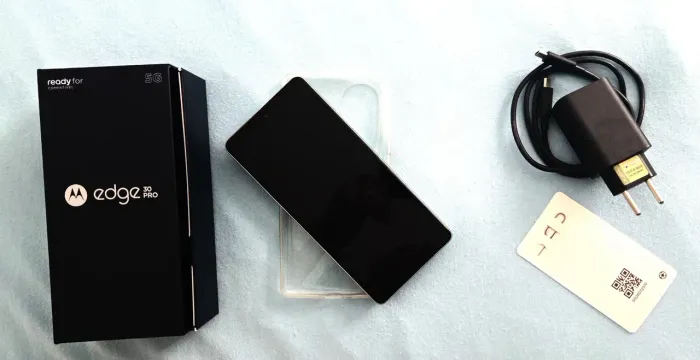 Motorola Edge 30 PRO Semi Novo