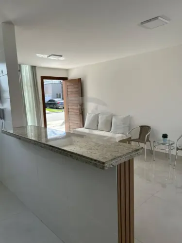 Condomínio Barra Garden: Casa com 3 Banheiros e 2 Vagas de Garagem