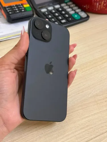 iPhone 15 256GB