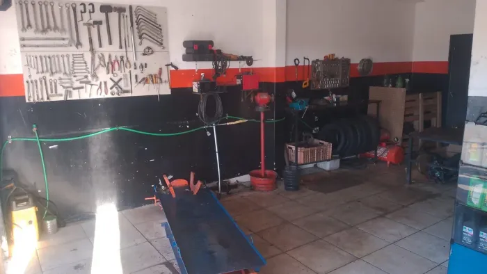 Vendo oficina de moto