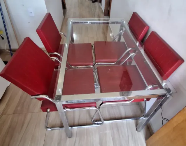 Mesa de vidro 4 cadeiras