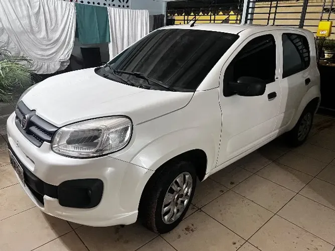 Fiat Uno Attractive 1.0 Flex 6V 5P 2017