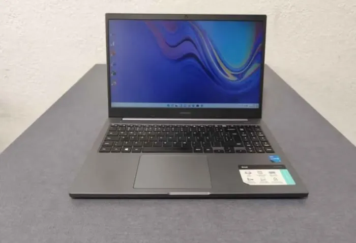 Notebook Samsung Book i3. 11° Geração. 8 GB. Full HD