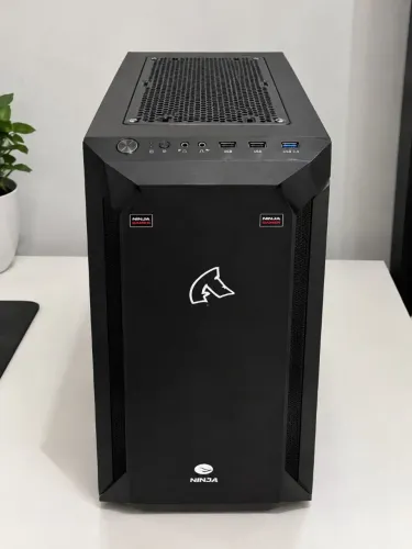 Pc gamer (AMD Ryzen 7 5700x3d + 16GB + Rx 6750xt)
