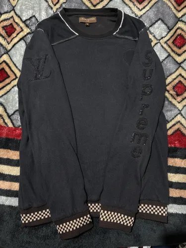 Blusa Louis Vuitton Paris masculina original, precisa de reparos