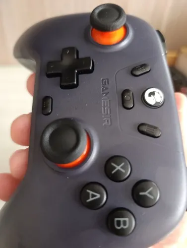 Controle para PC GameSir Nova Lite.