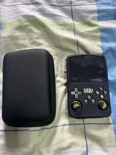 Console R36S Portatil c/Acessorios